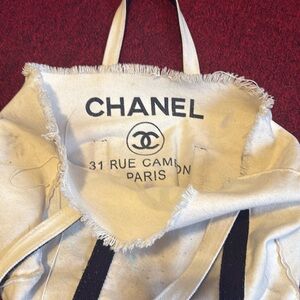 Authentic Chanel tote bag novelty France